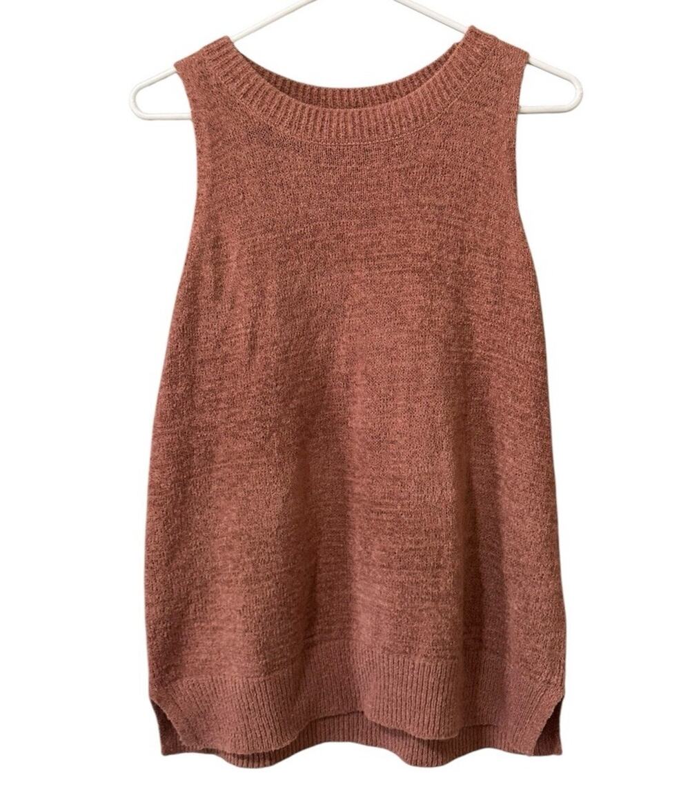 Old Navy Women Size Medium Sleeveless Knit Sweater Vest Slit Sides High Neck